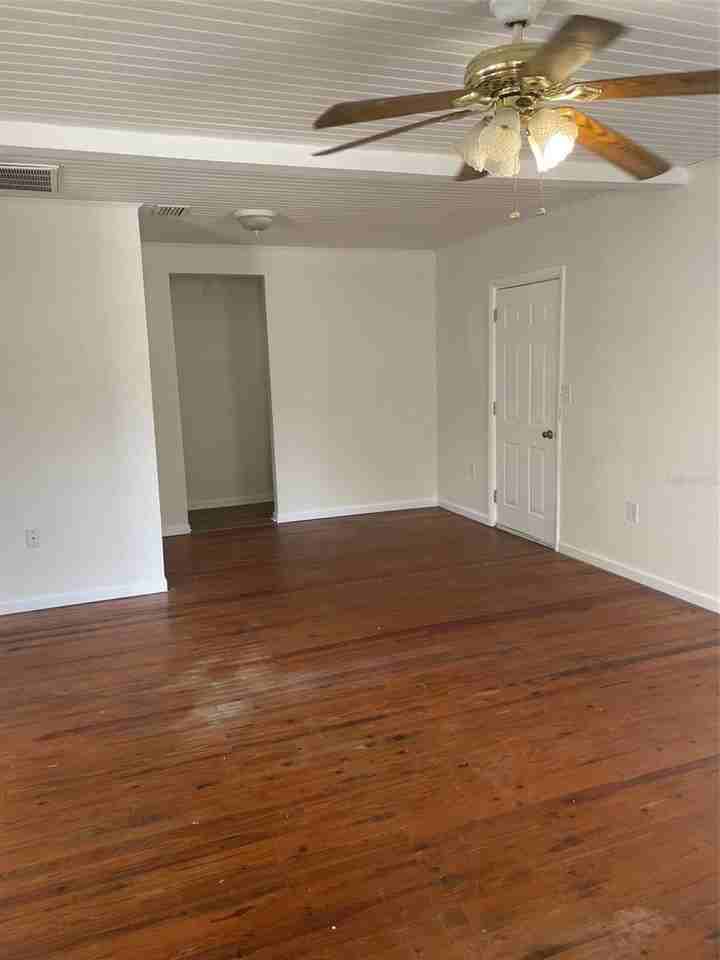 311 Lake Dale Dr - Photo 3 of 12