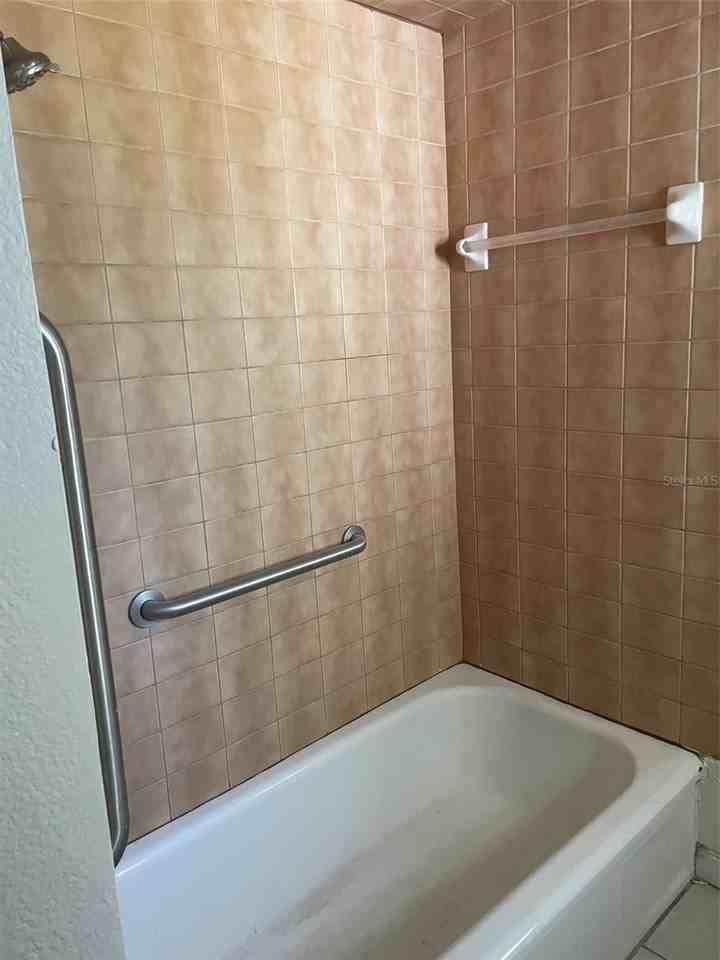 311 Lake Dale Dr - Photo 6 of 12