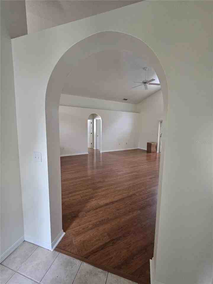 3127 Valley Vista Cir - Photo 3 of 12