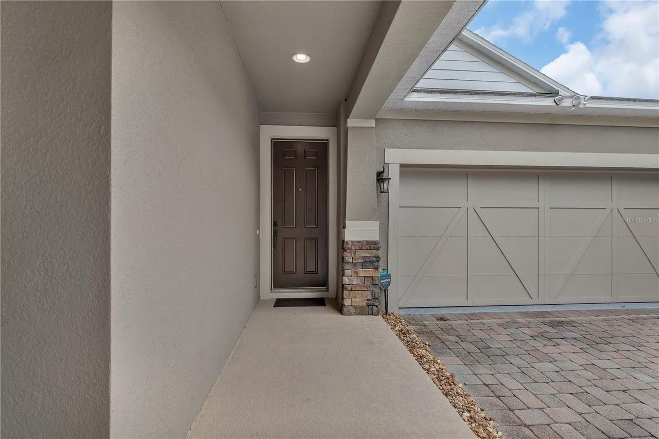 12826 Woodmere Close Dr - Photo 4 of 45