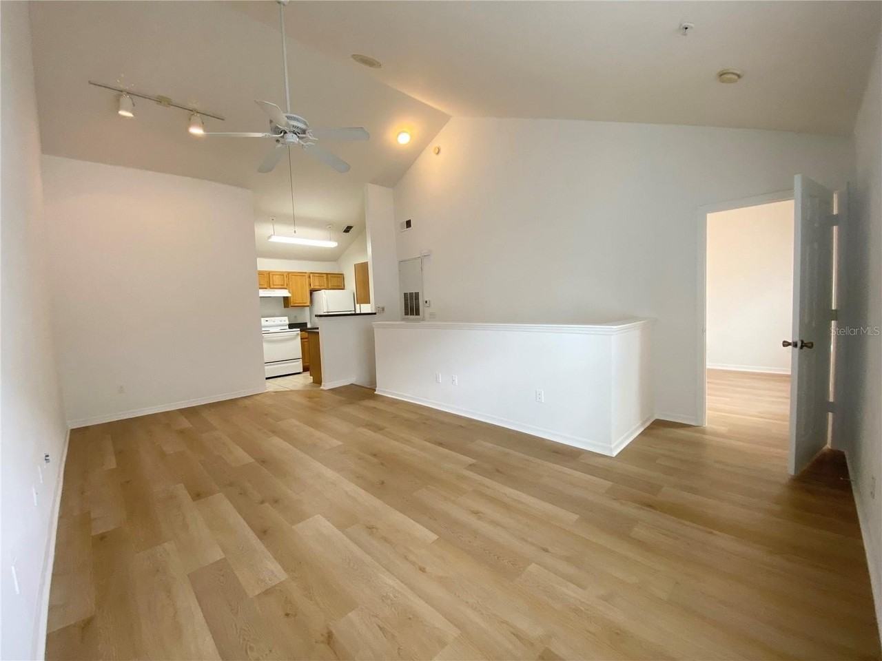3364 Westchester Square Blvd #205 - Photo 3 of 17
