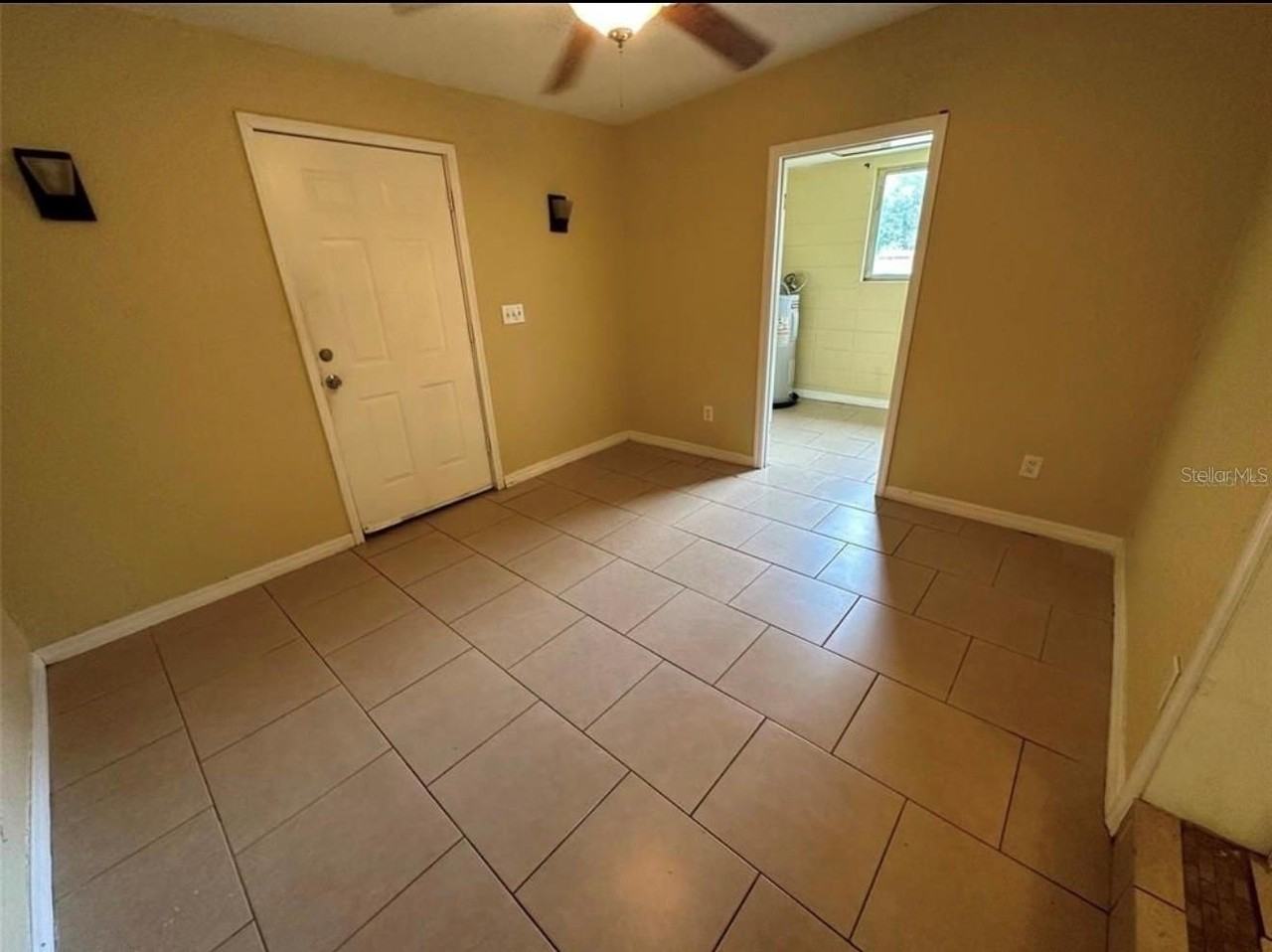 116 Jupiter Cir - Photo 4 of 24