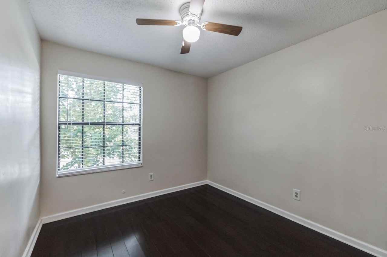 2748 Candlewood Ct - Photo 6 of 11