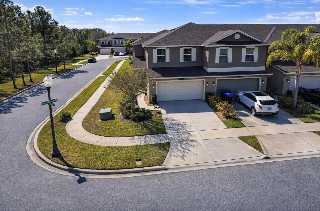 15246 Harrington Cove Dr - Photo 2 of 48