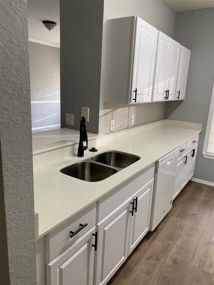 3605 Conroy Rd #529 - Photo 6 of 16