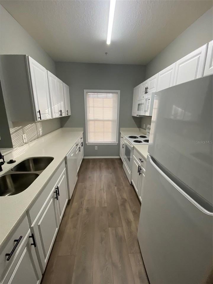 3605 Conroy Rd #529 - Photo 7 of 16