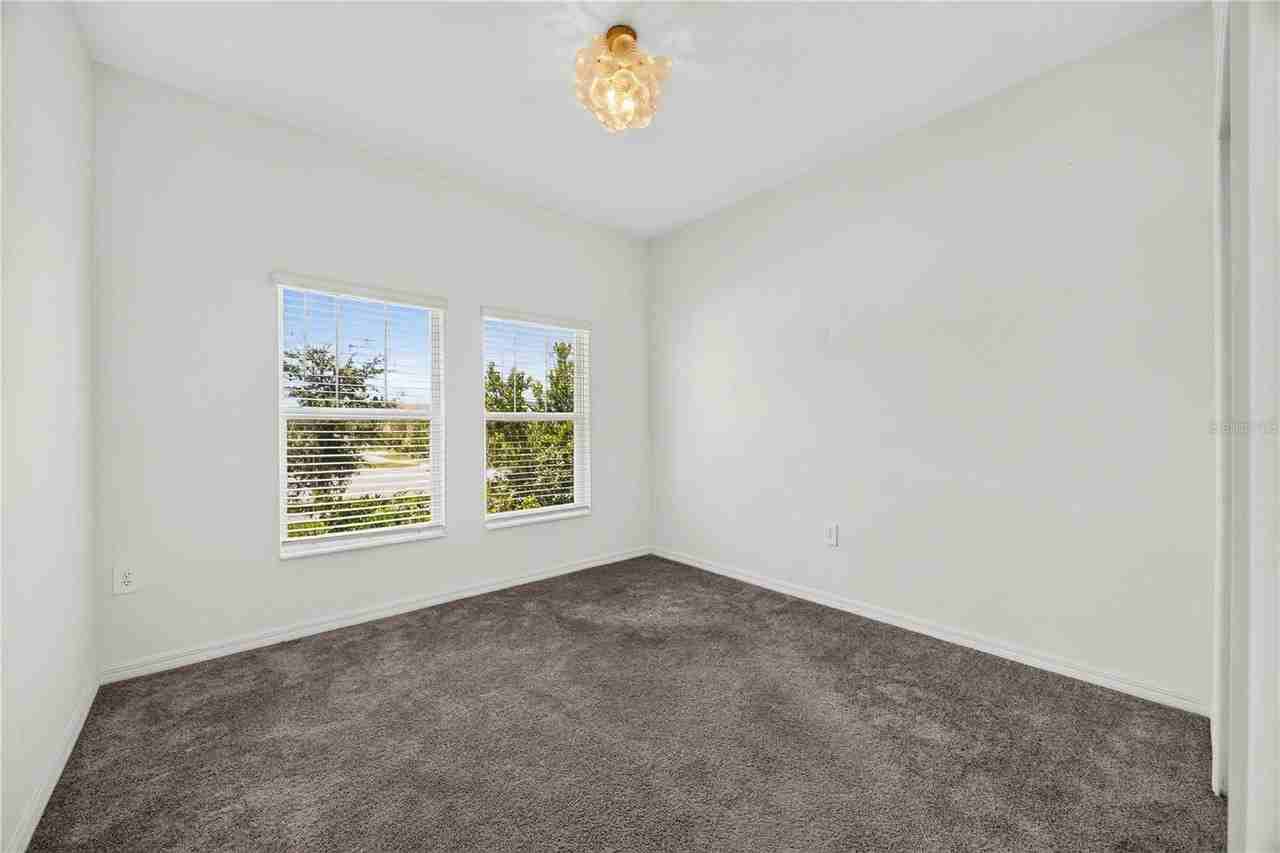 281 Piave St - Photo 6 of 31