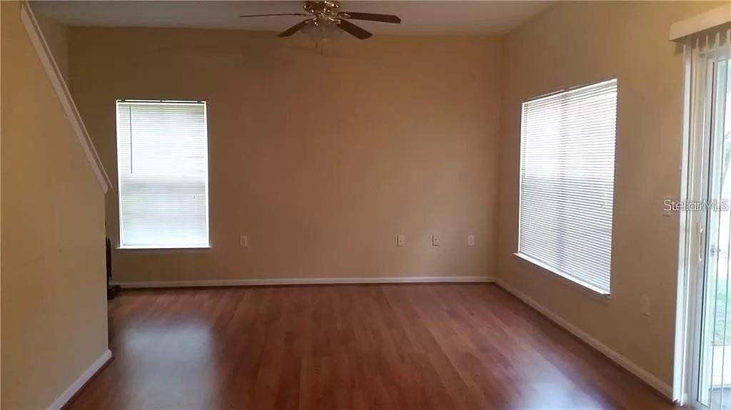 16317 Newbury Palms Ct - Photo 3 of 12