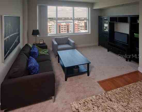 1208 E Kennedy Blvd #1120 - Photo 2 of 43