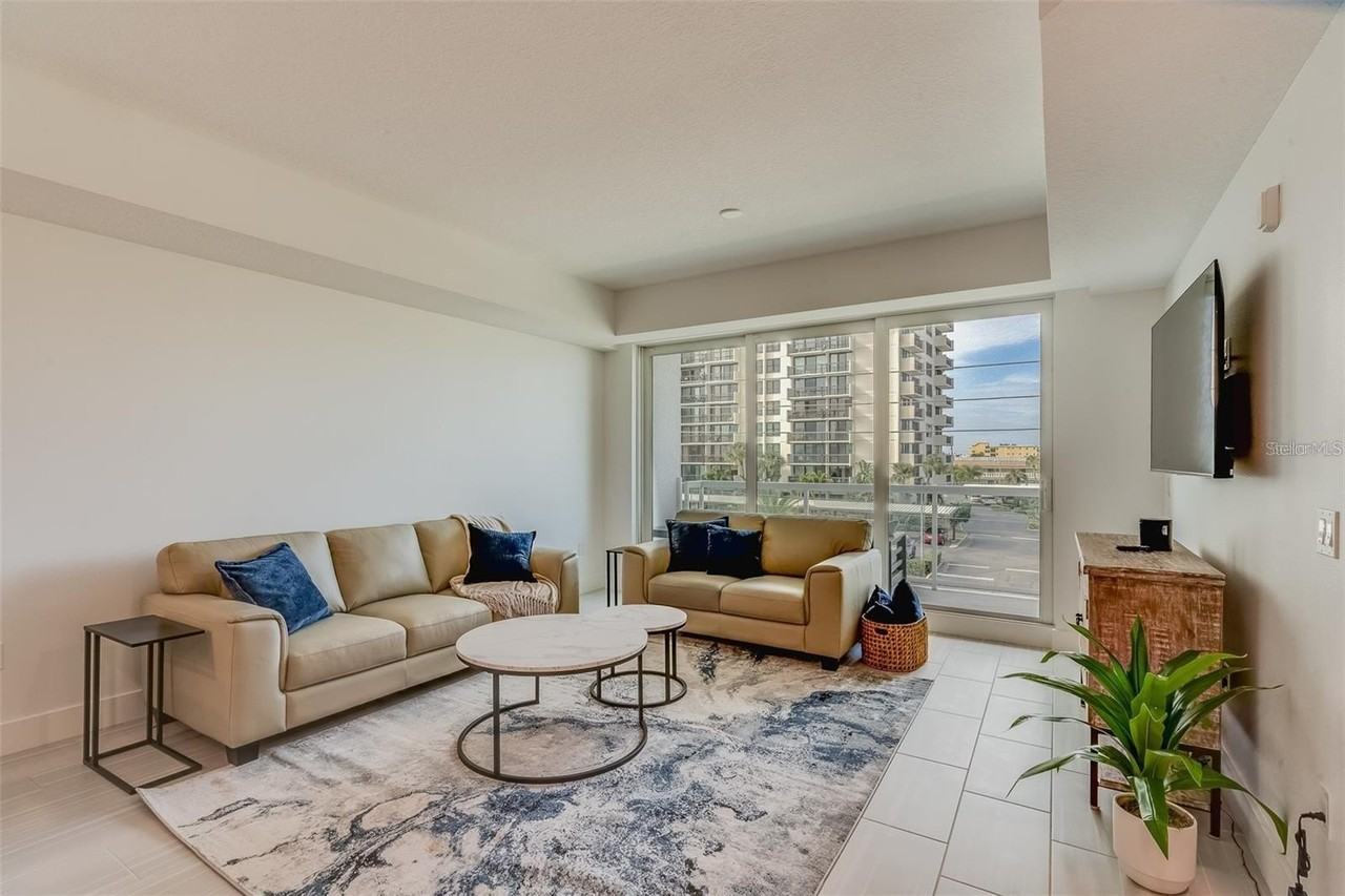 415 Island Way #311 - Photo 6 of 48