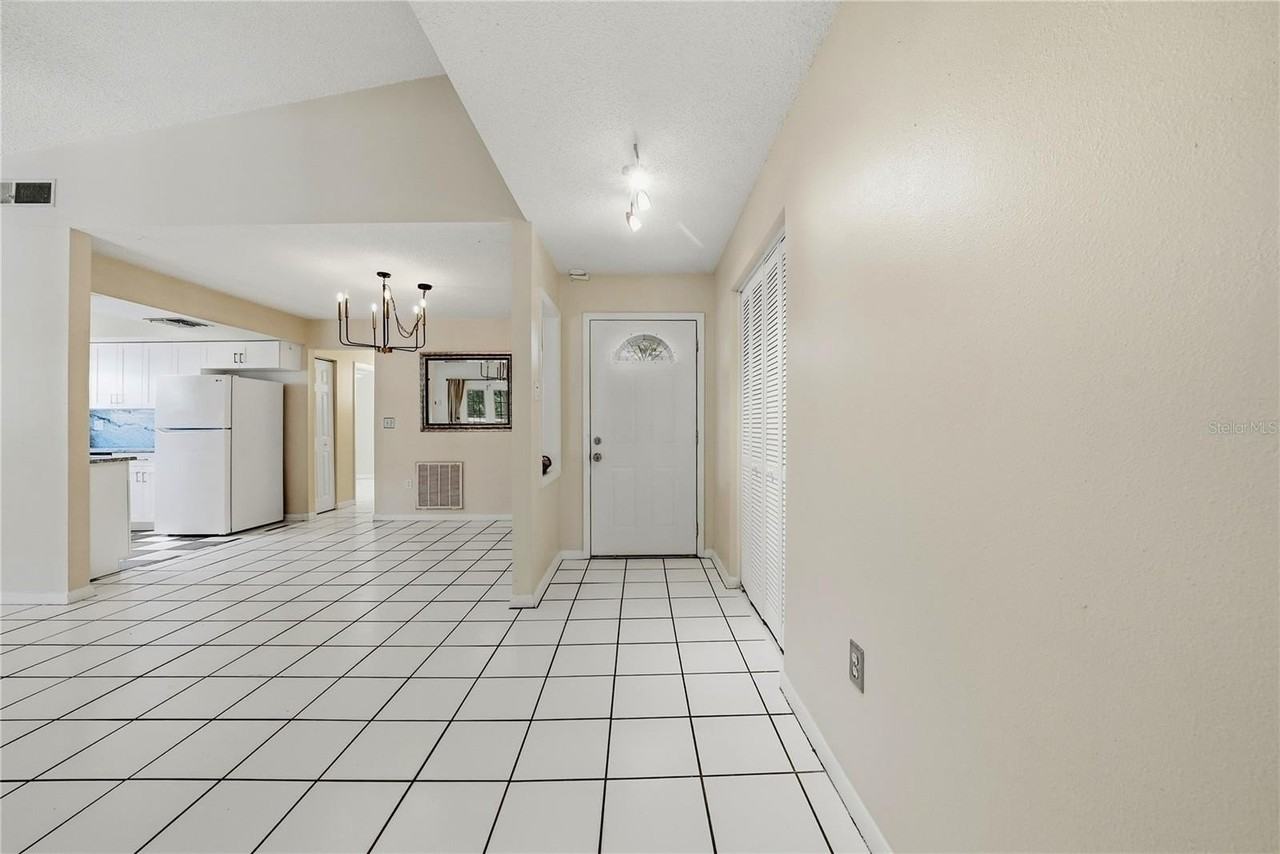 906 Carlton Rd - Photo 6 of 23