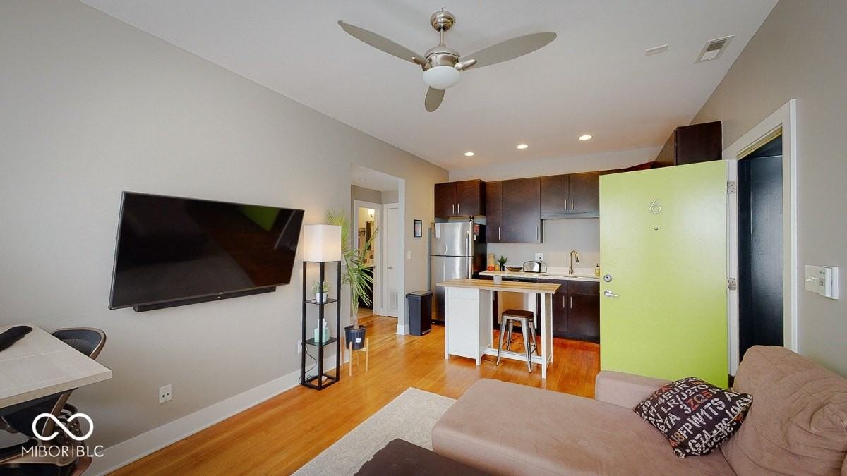 312 E 13th St #9 - Photo 6 of 21
