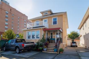 128 W Market St - Photo 1 of 1