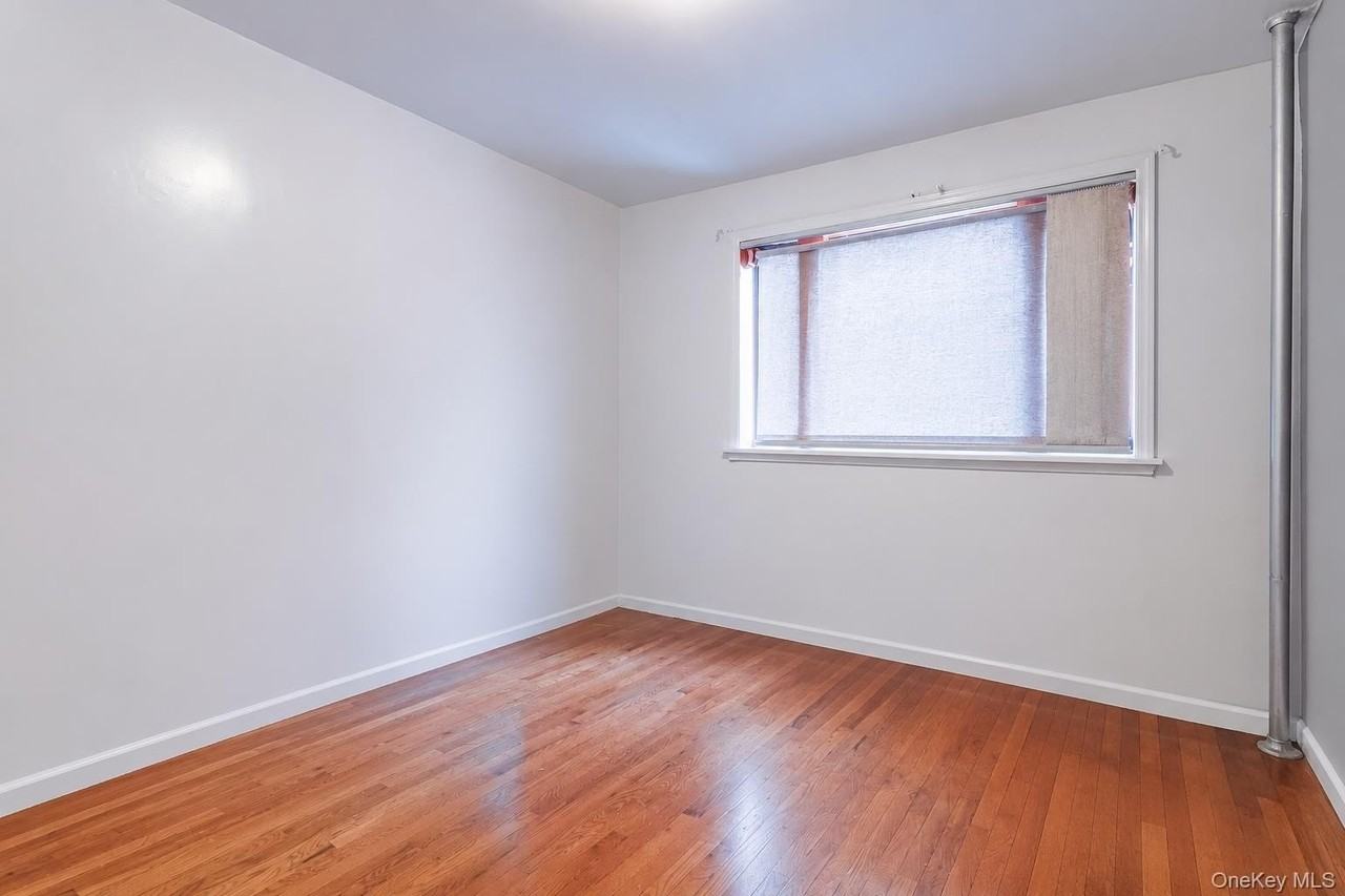 415 E 187th St #2E - Photo 4 of 6