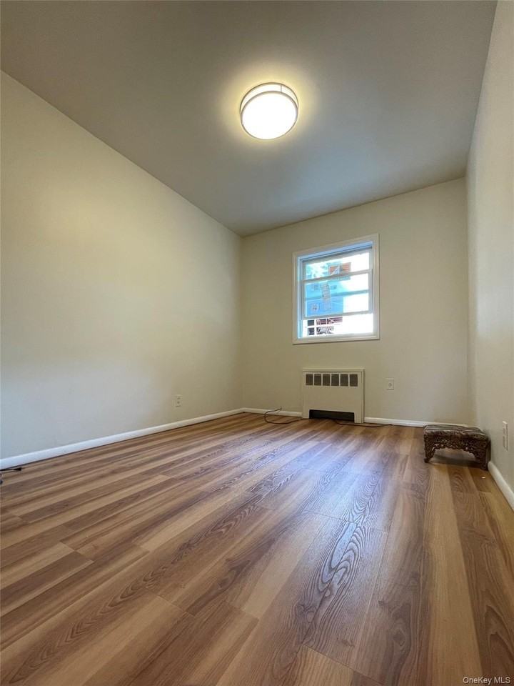 16426 76th Ave #1 - Photo 6 of 11