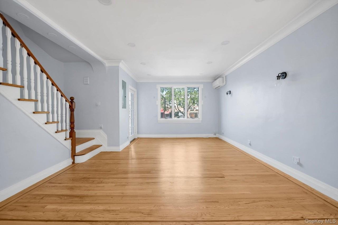 3139 56th St - Photo 2 of 14
