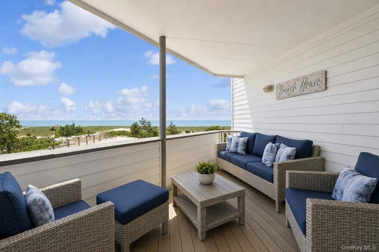 253 Dune Rd #62 - Photo 3 of 16