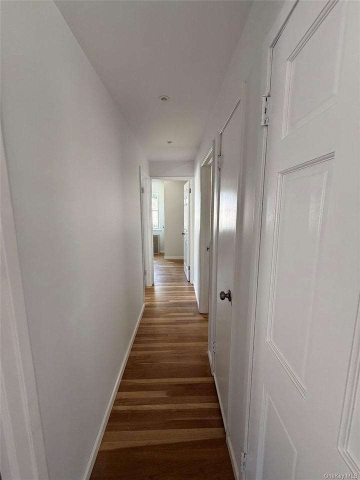 59 Wood St #1stFL - Photo 4 of 10