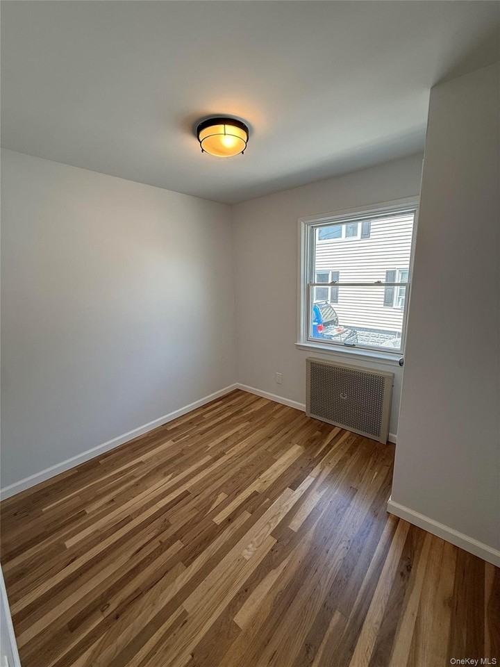 59 Wood St #1stFL - Photo 7 of 10