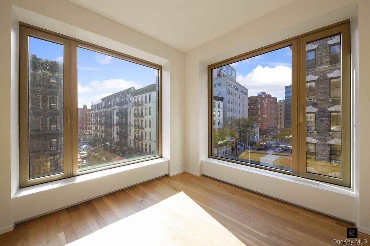 75 Kenmare St #4D - Photo 3 of 24