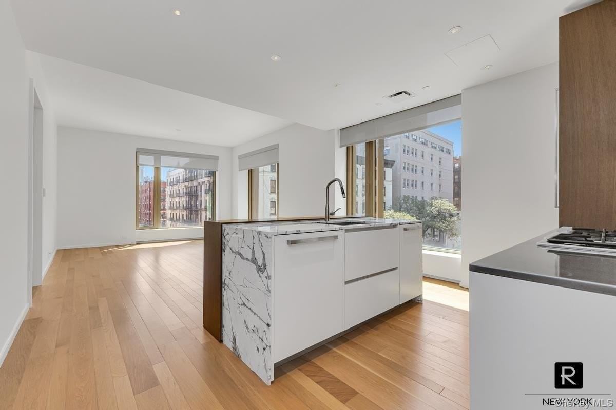 75 Kenmare St #4D - Photo 7 of 24