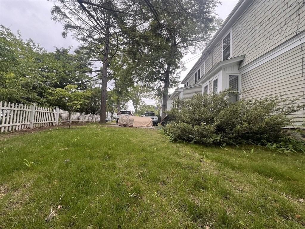 180 Warren St #180 - Photo 7 of 7