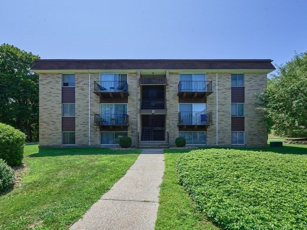 121 Bailey St #D31 - Photo 2 of 23