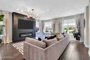 featured image of 35 Kelly Way