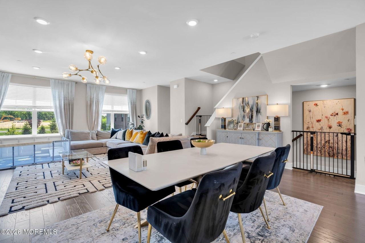 35 Kelly Way - Photo 6 of 47