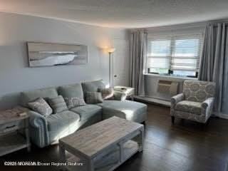 88 Wharfside Dr - Photo 4 of 15