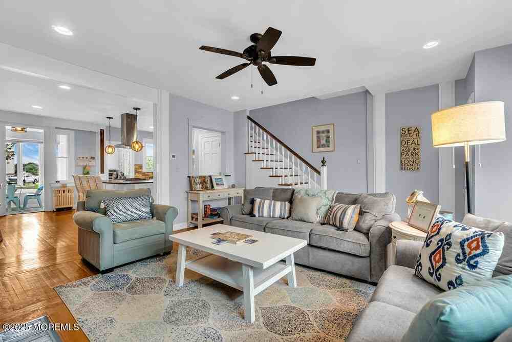 8 Deal Lake Ct - Photo 2 of 22