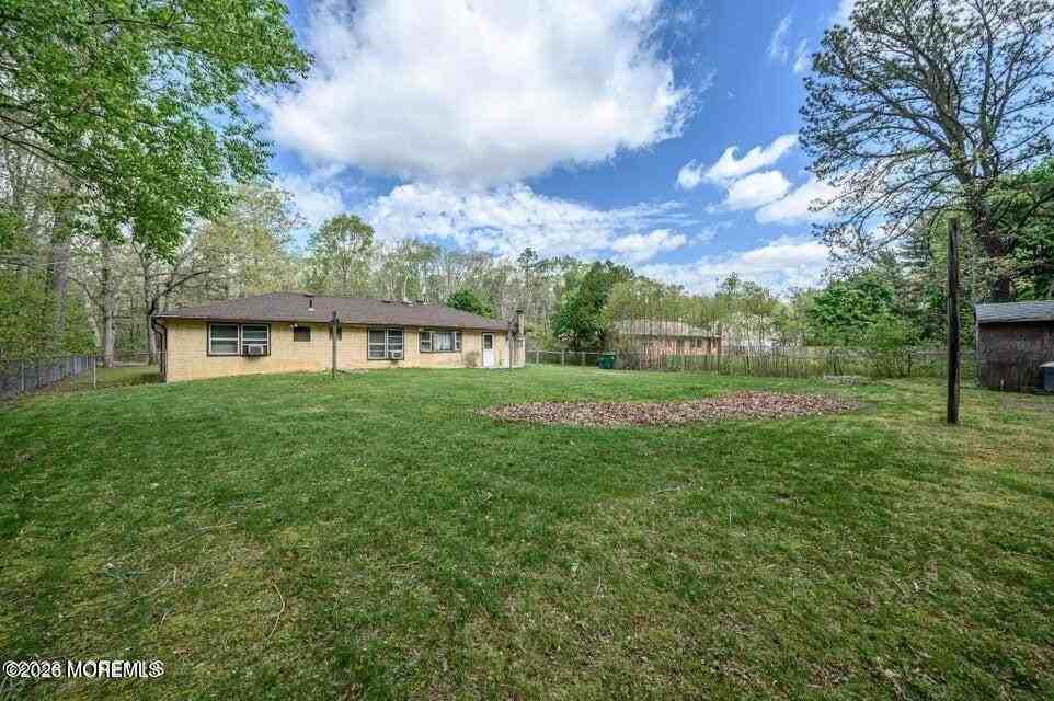 839 Bowman Rd - Photo 5 of 7