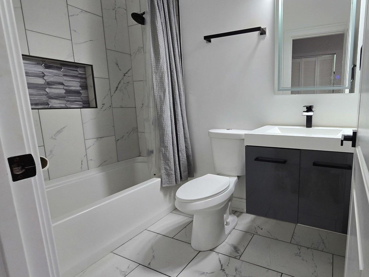 6444 S Evans Ave #2 - Photo 6 of 11