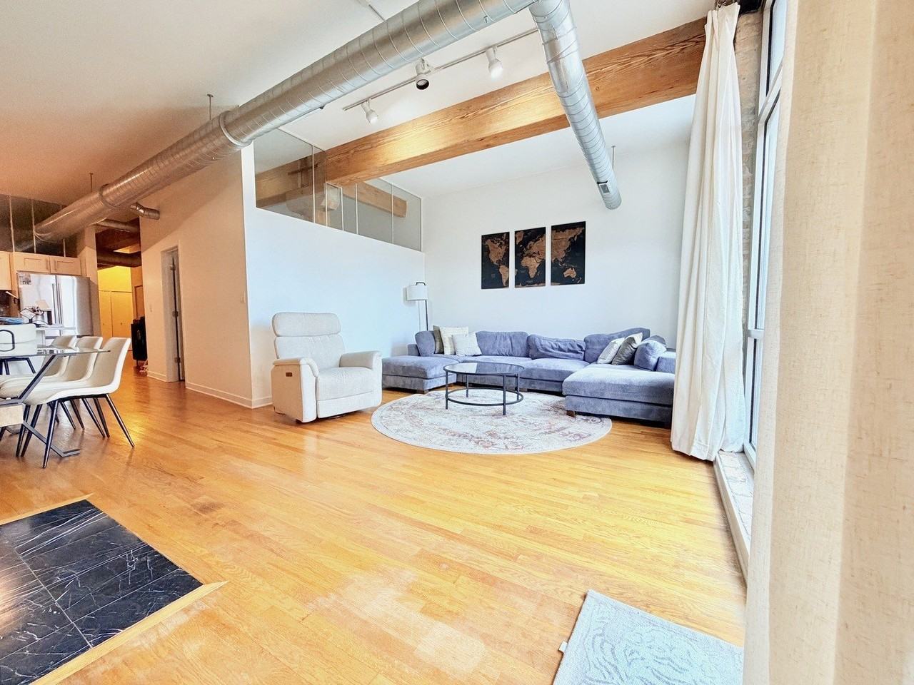 1344 W Madison St #302 - Photo 3 of 17