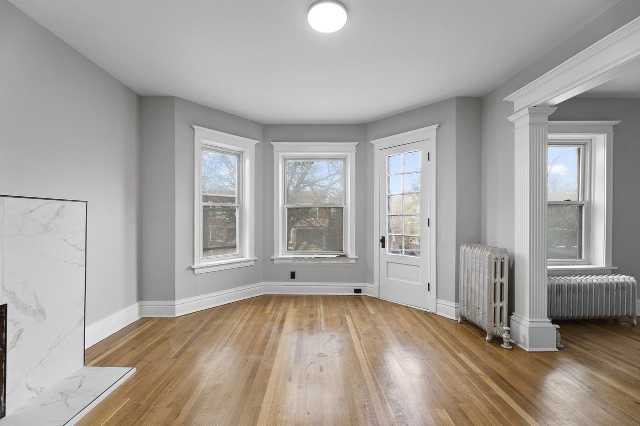 7645 S Morgan St #2 - Photo 4 of 15