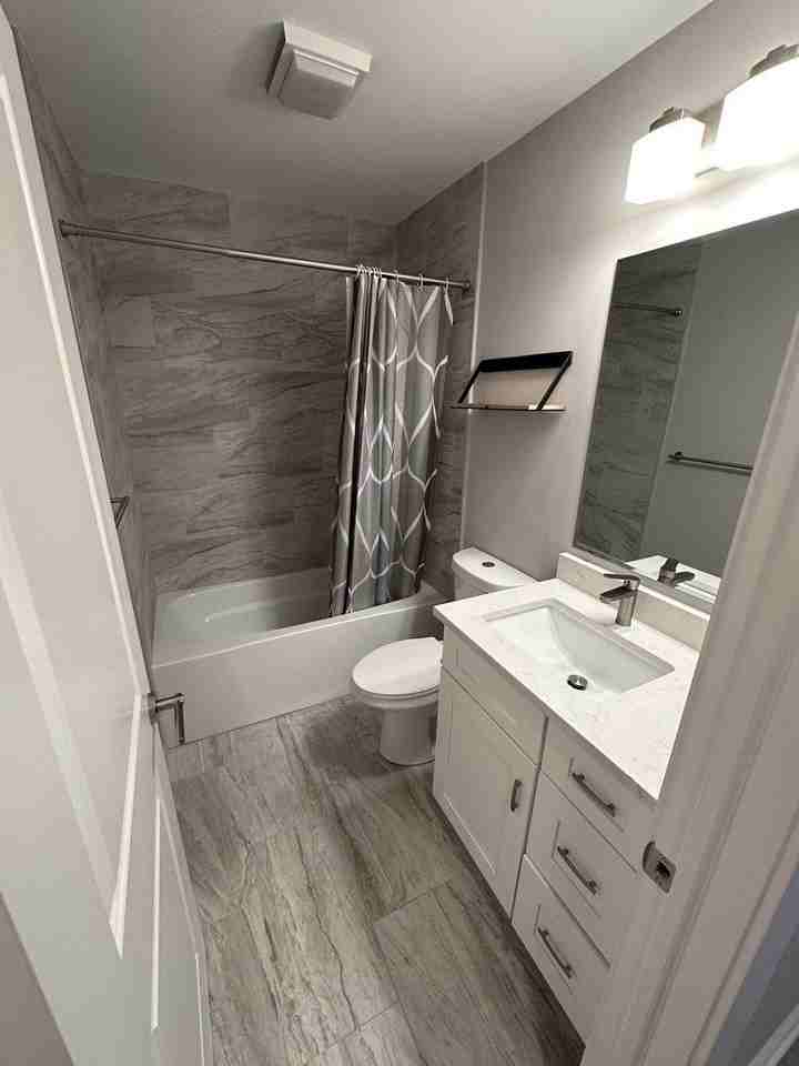 5700 Hillcrest Ln #3J - Photo 4 of 16