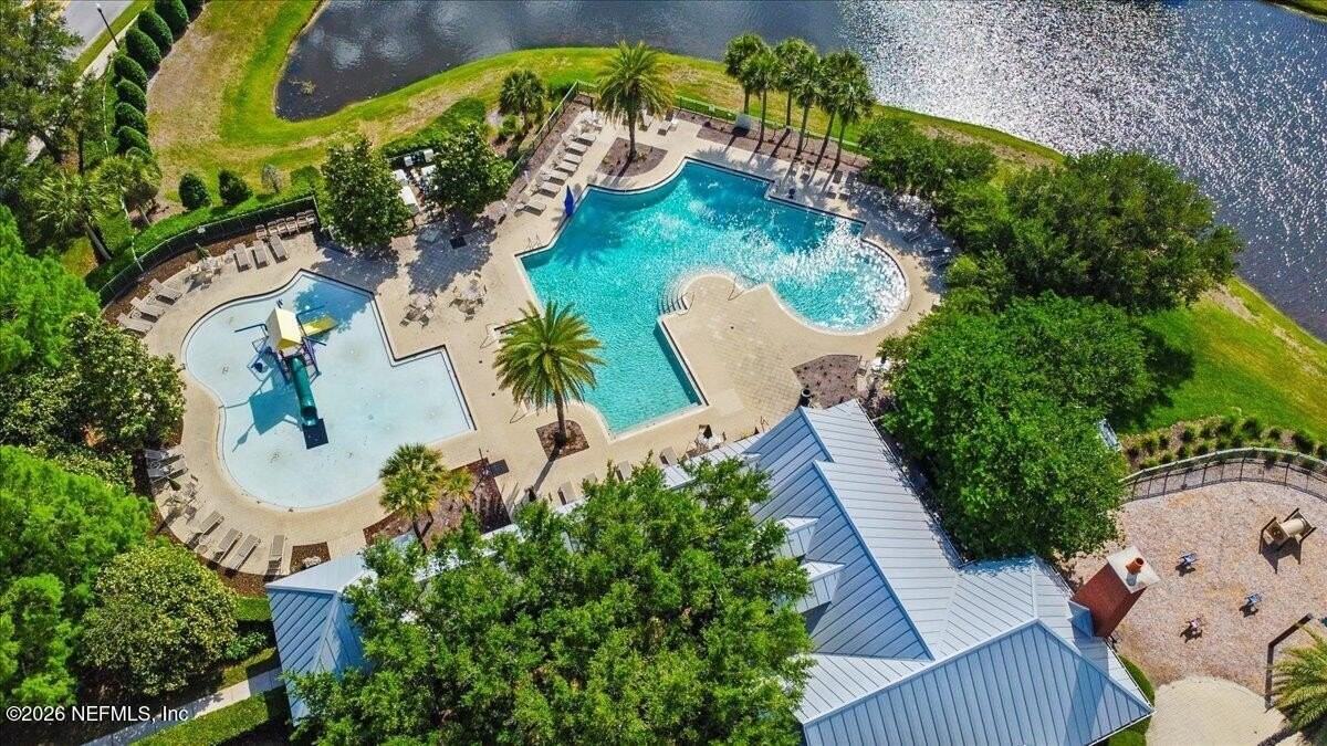 12174 Wynnfield Lakes Cir - Photo 2 of 50
