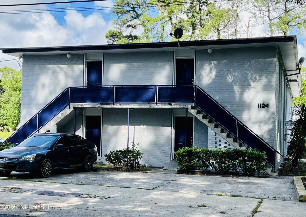 1124 Woodruff Ave #3
