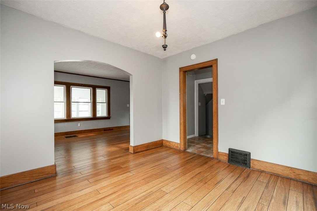 888 Harrison Ave - Photo 7 of 25