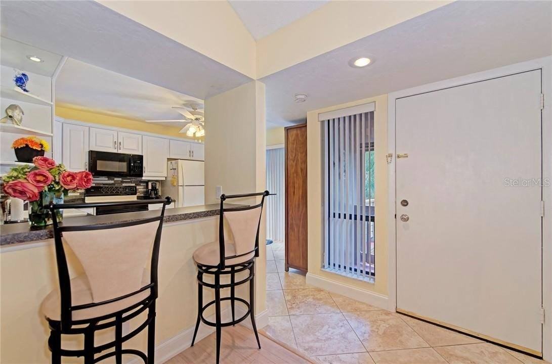 1677 Brookhouse Cir - Photo 3 of 29