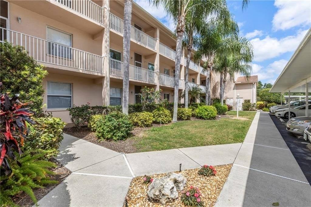 8750 Olde Hickory Ave #9103