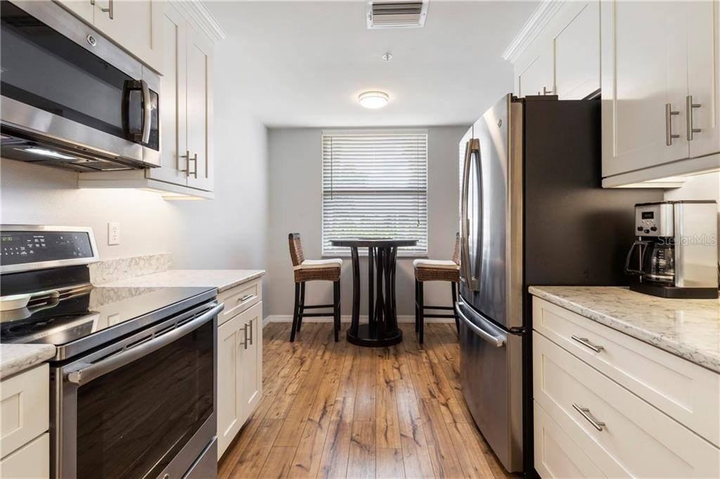 8750 Olde Hickory Ave #9103 - Photo 6 of 39