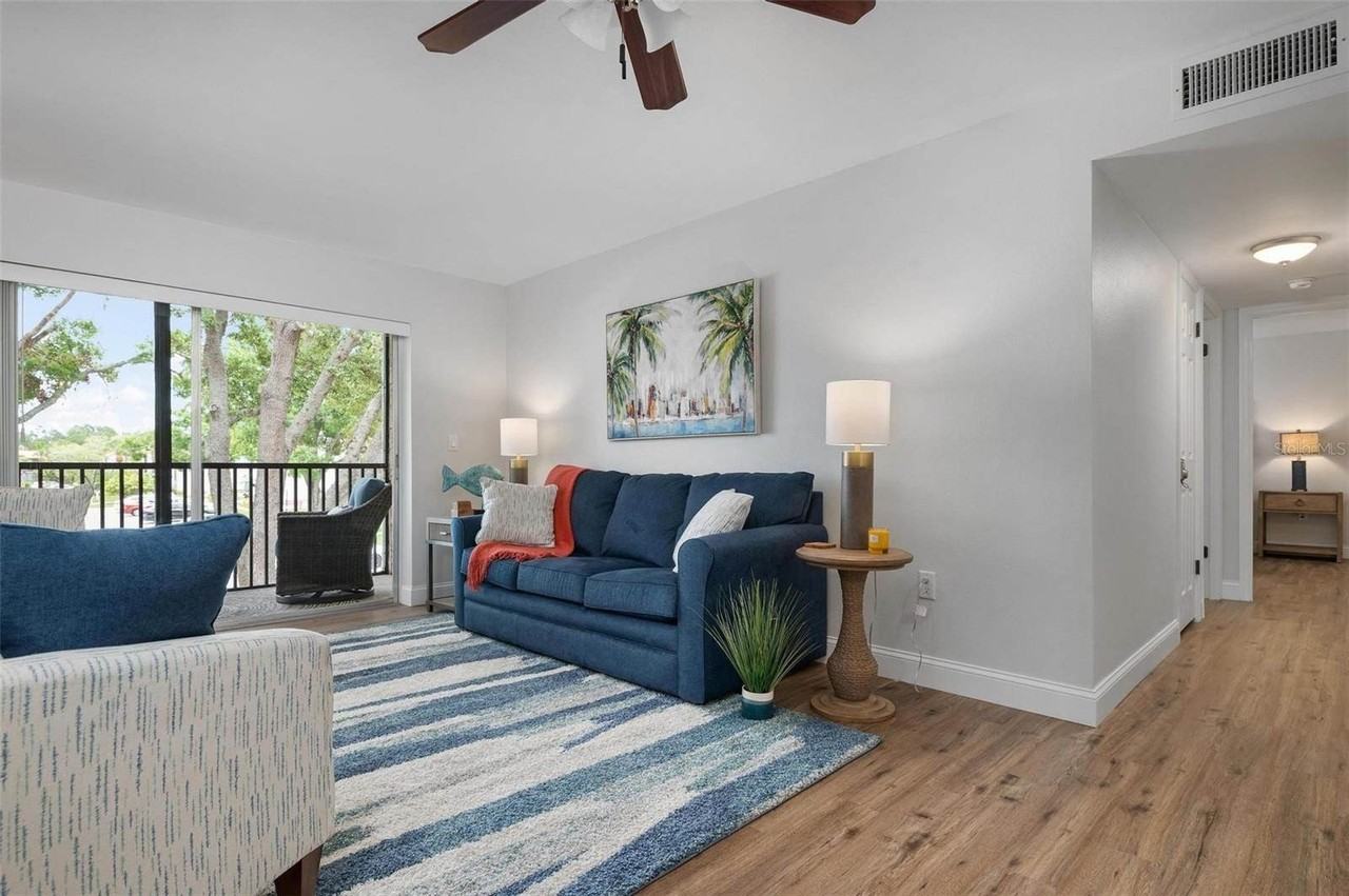 3201 Beneva Rd #201 - Photo 4 of 41