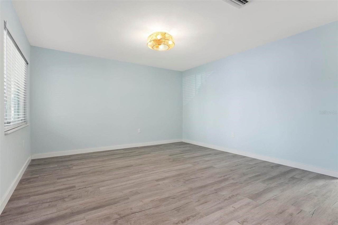 1258 Barbara Dr #107 - Photo 4 of 50