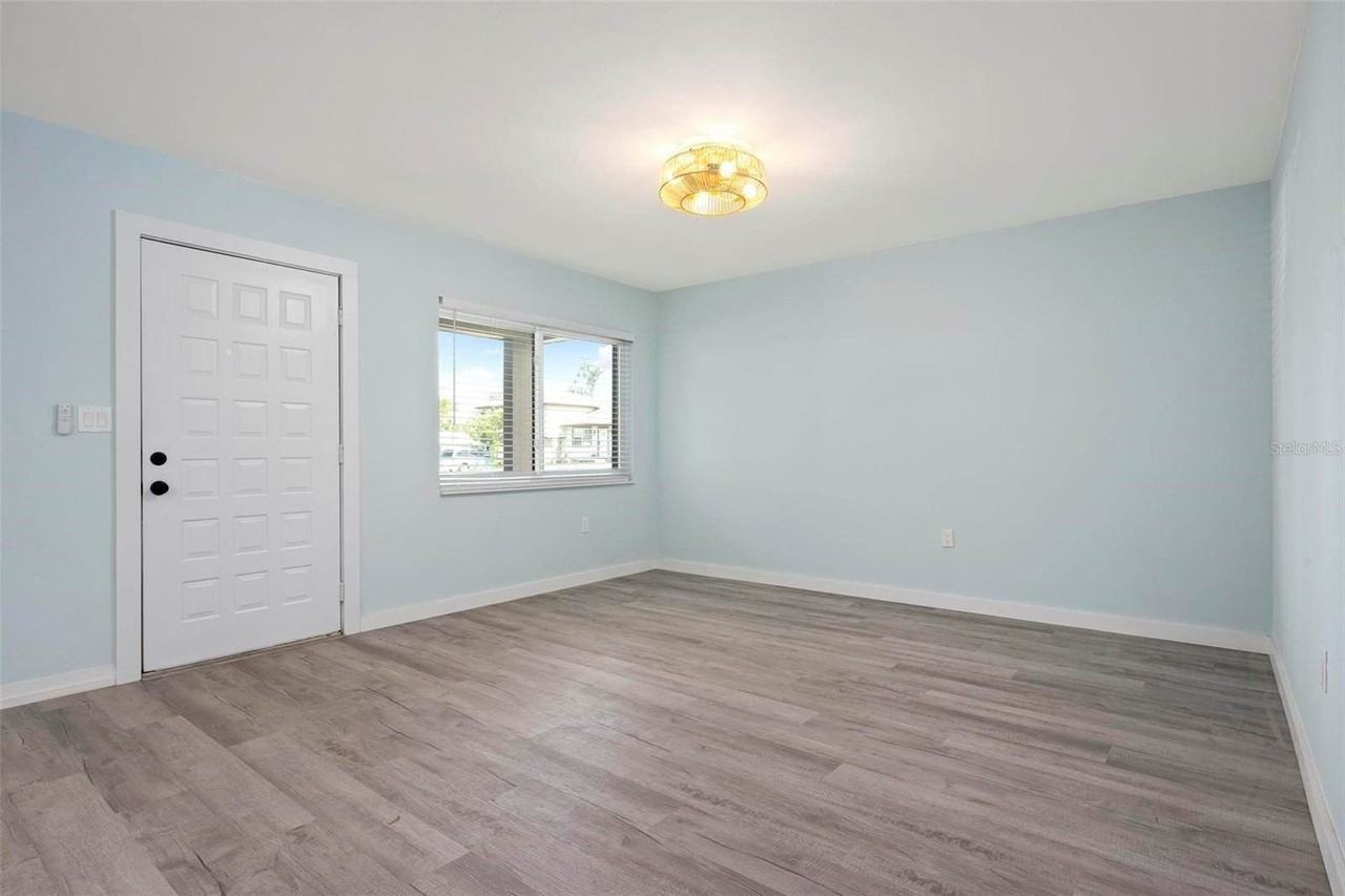 1258 Barbara Dr #107 - Photo 6 of 50