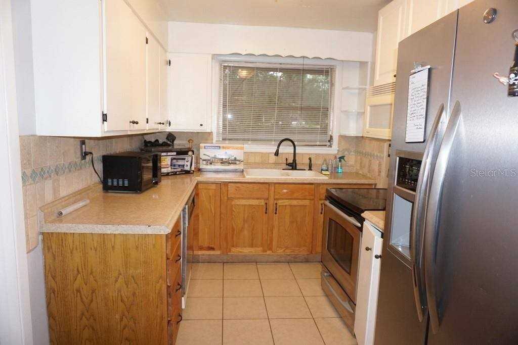 1157 41st St - Photo 5 of 34
