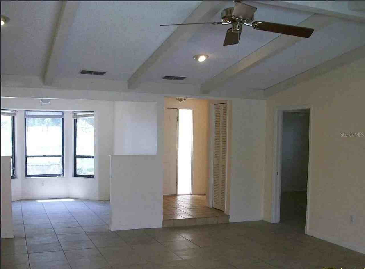 1649 Georgetowne Blvd - Photo 2 of 8
