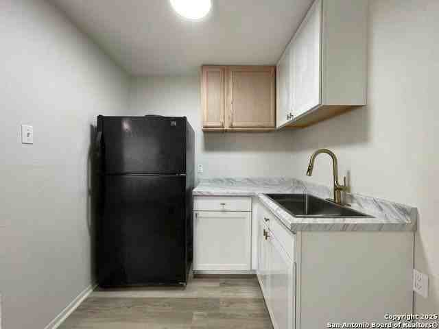 347 Ware Blvd #19 - Photo 3 of 10