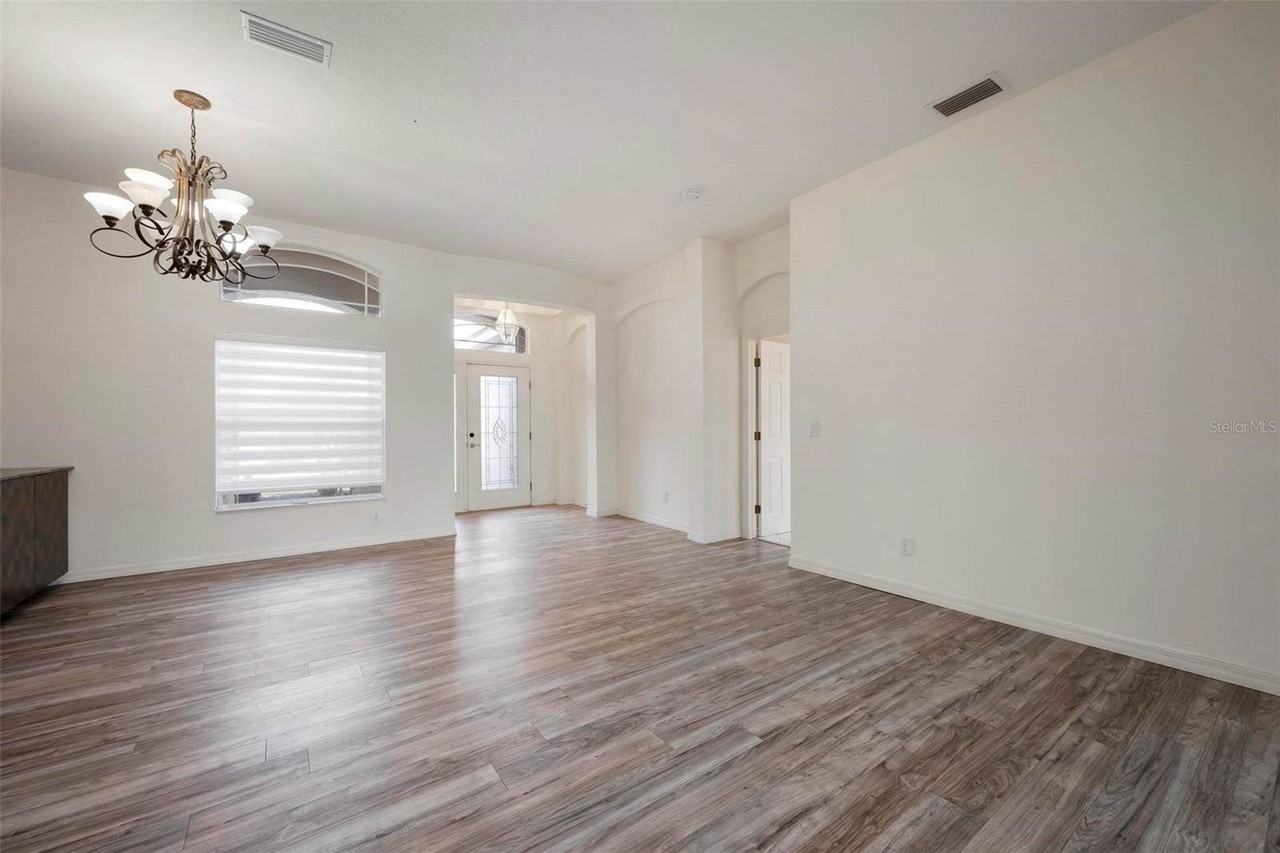 6121 46th Ln E - Photo 7 of 41