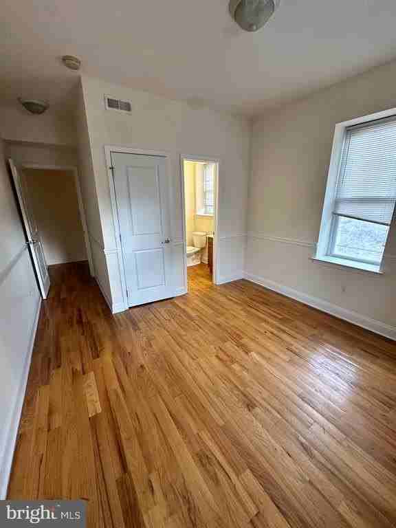 2258 N Park Ave - Photo 6 of 13